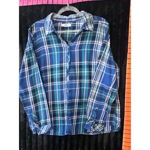 Croft & Barrow Petites Women’s Medium Blue Green Plaid Button-Up Shirt